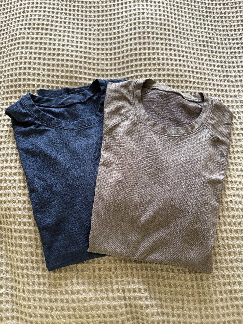 Lululemon Men's Metal Vent Tech Short Sleeves, Size L